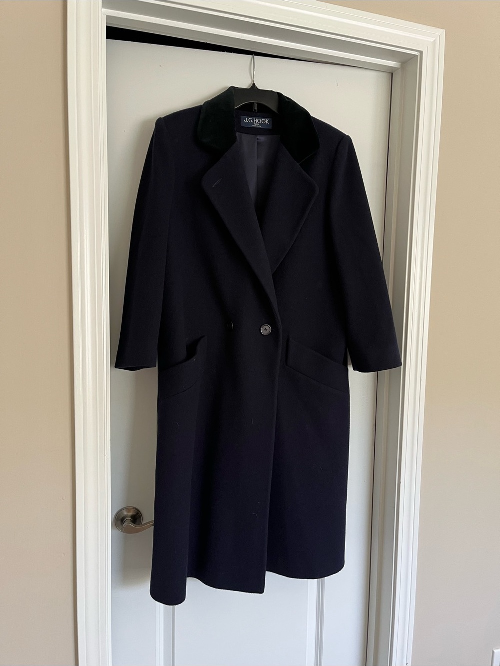 VTG 100% Pure Wool J.G. Hook Heavy Overcoat